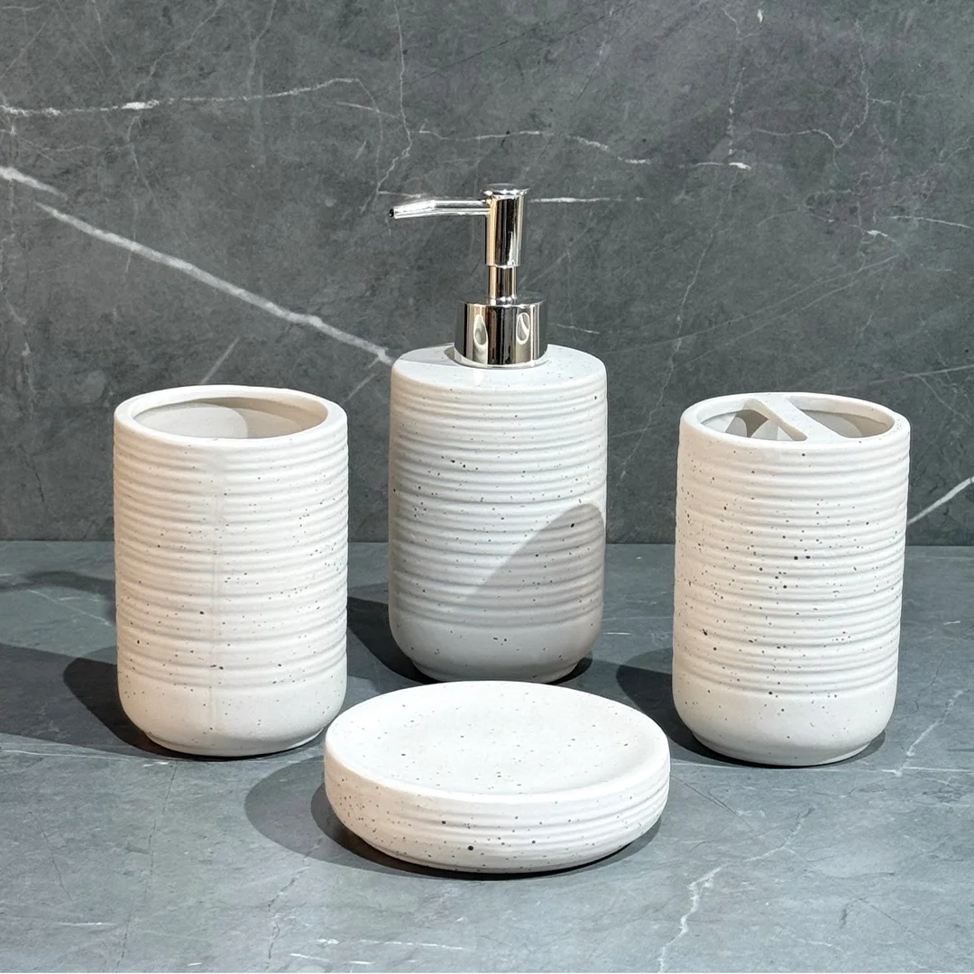 Ensemble d'Accessoires De Salle De Bain 4 Pièces En Céramique