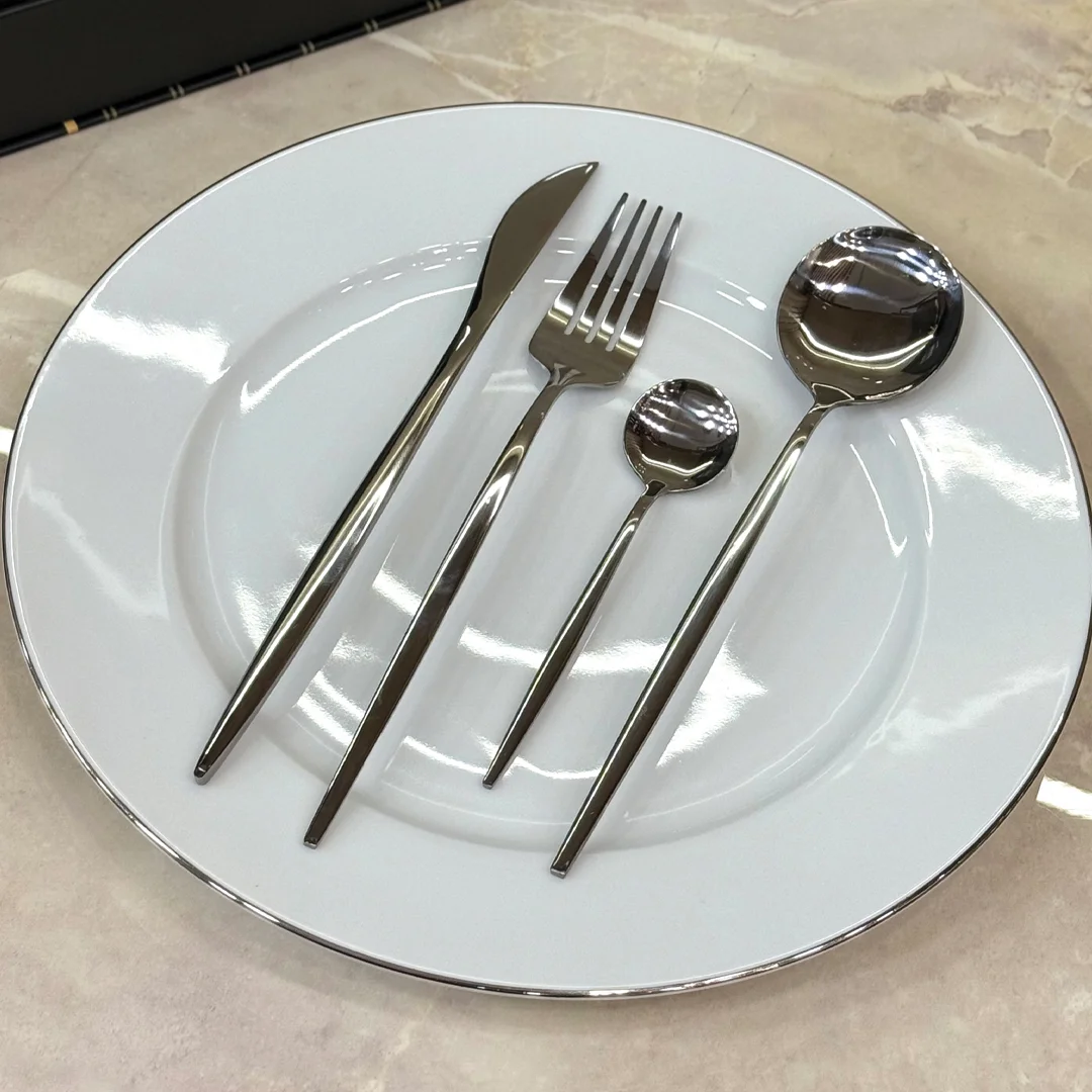 Coffret Ménagère High Quality 24 pièces 