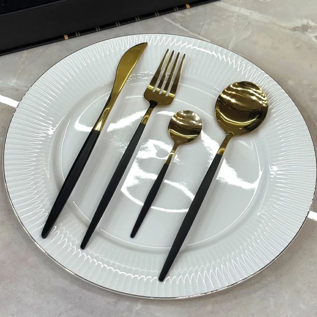 Coffret Ménagère High Quality 24 pièces 