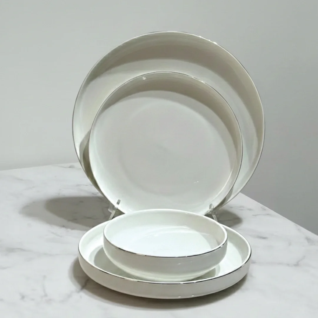 Service à Table 24 Pièces en Porcelaine Fine